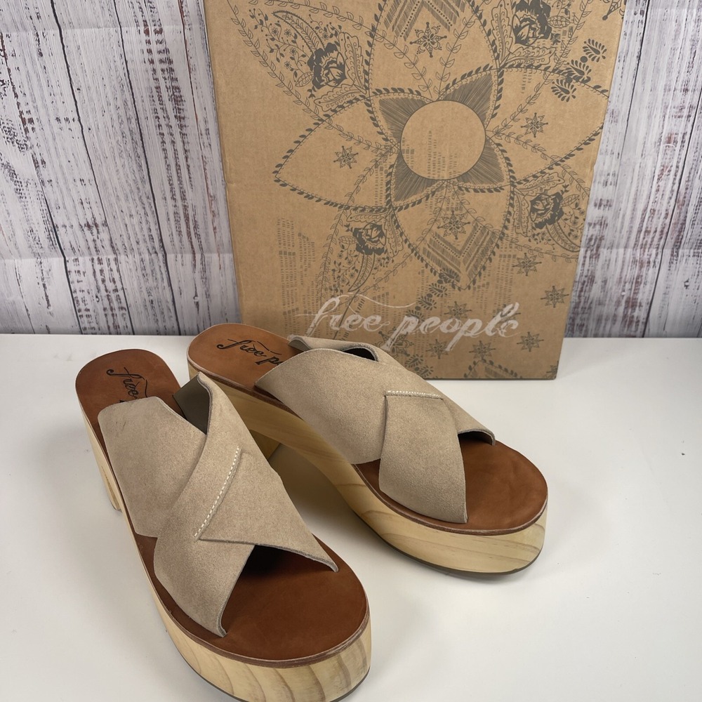 Free People Kora Platform Clogs Size 10.5 41 Taupe Suede MSRP $148